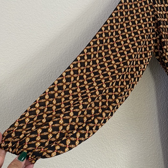 MinkPink Valentina mini dress size medium NWT - Picture 6 of 9